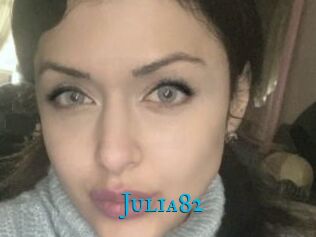 Julia82